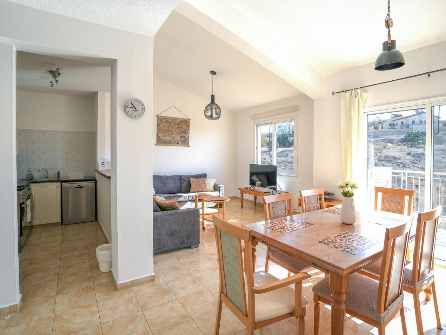 Resitour - Regina Gardens Apartment Paphos Exterior photo